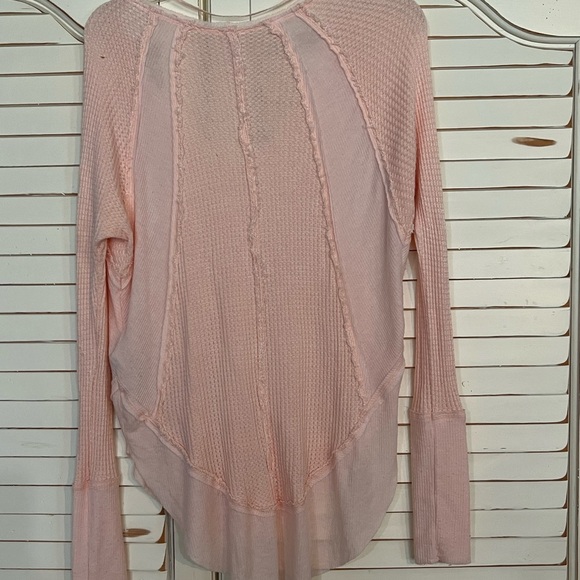 We The Free Long Sleeved Sz XS - Picture 6 of 8